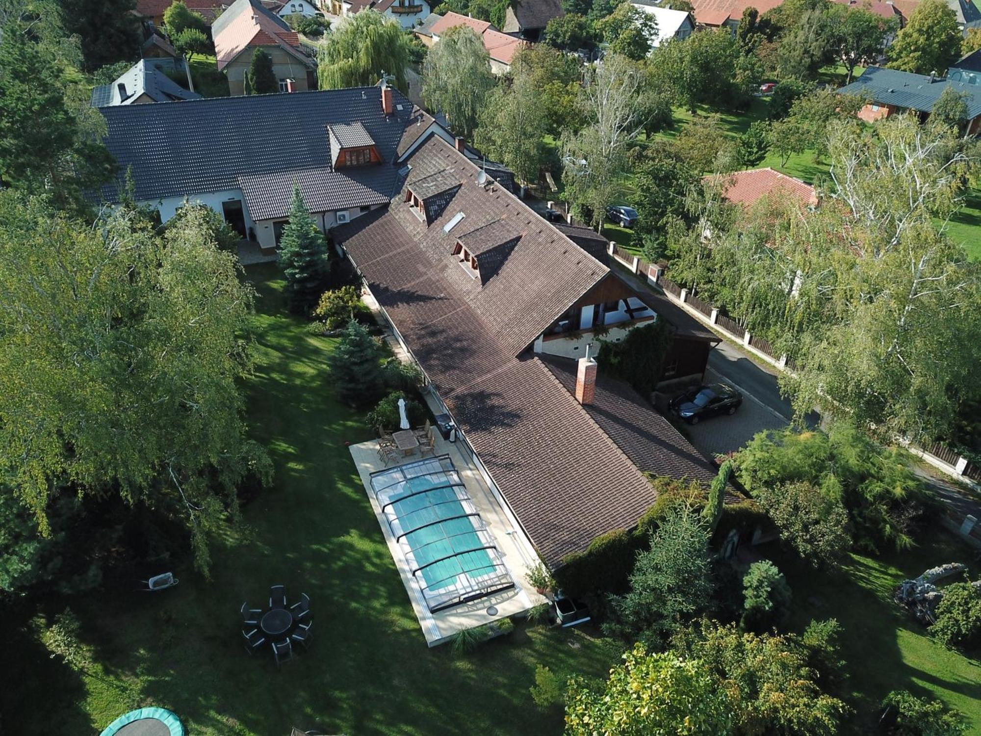 U Prejzku Apartment Lhotka  ภายนอก รูปภาพ