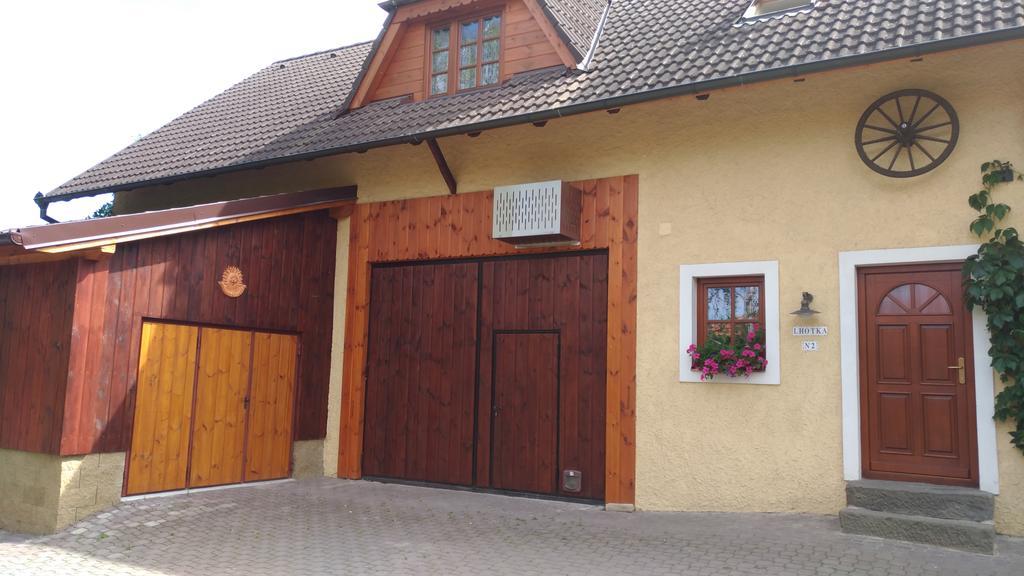 U Prejzku Apartment Lhotka  ภายนอก รูปภาพ