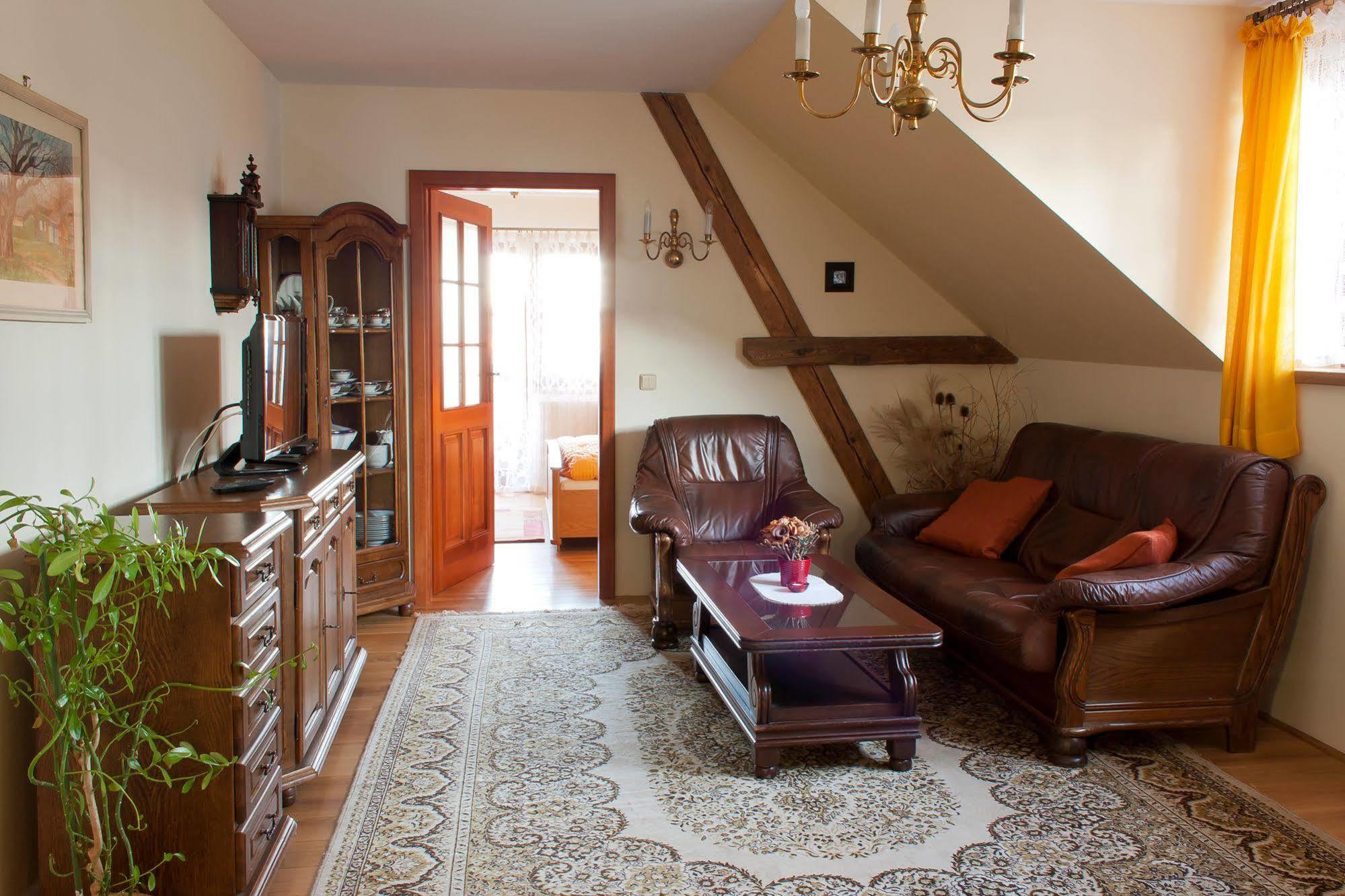 U Prejzku Apartment Lhotka  ภายนอก รูปภาพ